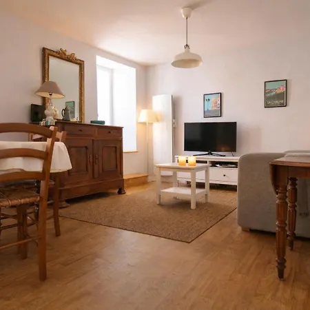 Vakantiehuis Ageable Maison Proche Du Port 5 Personnes *